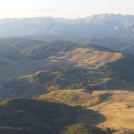 펜션 Cemerno Mountain House